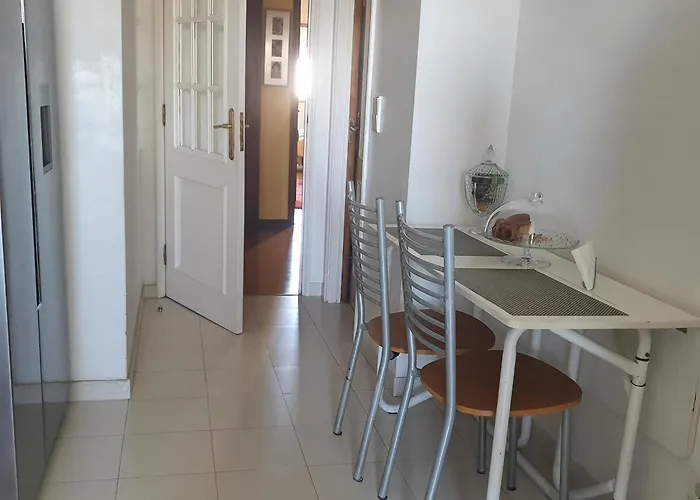 Of Nature 2, Beach, Portocityparc Metro! 民宿